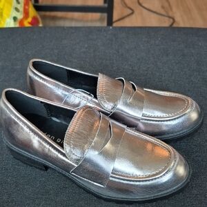 Madden Girl Silver Dress Shoes with Metallic Finish